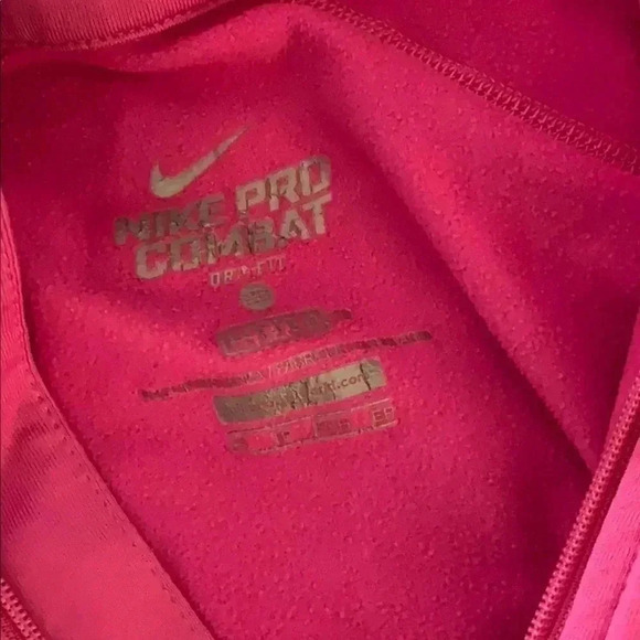 Nike - Picture 3 of 3